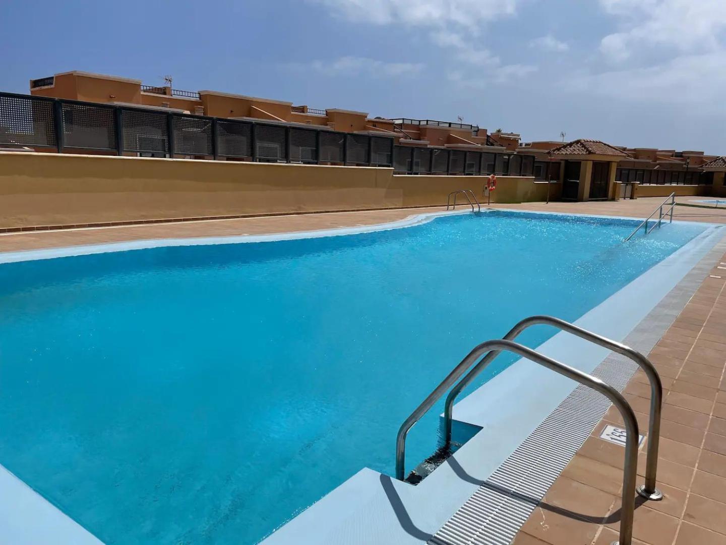 Ferienwohnung PANORAMA BLUE - Caleta Fuste - 10 Personen - Glasfaserinternet - Meerblick Caleta De Fuste Exterior foto